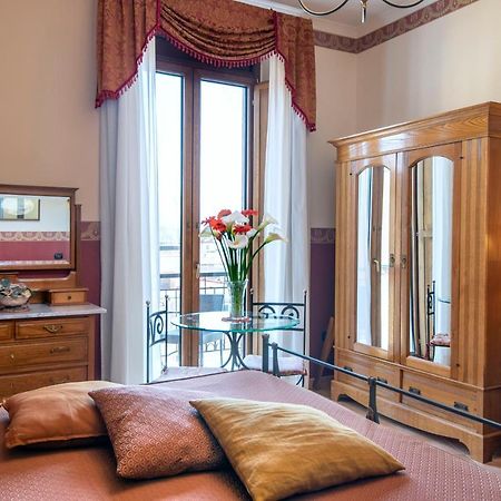 Pinto-Storey Hotel Napoli Eksteriør bilde