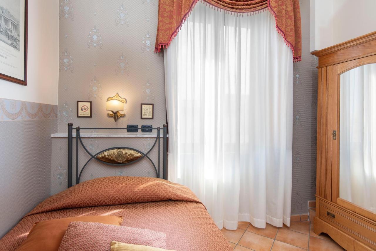Pinto-Storey Hotel Napoli Eksteriør bilde