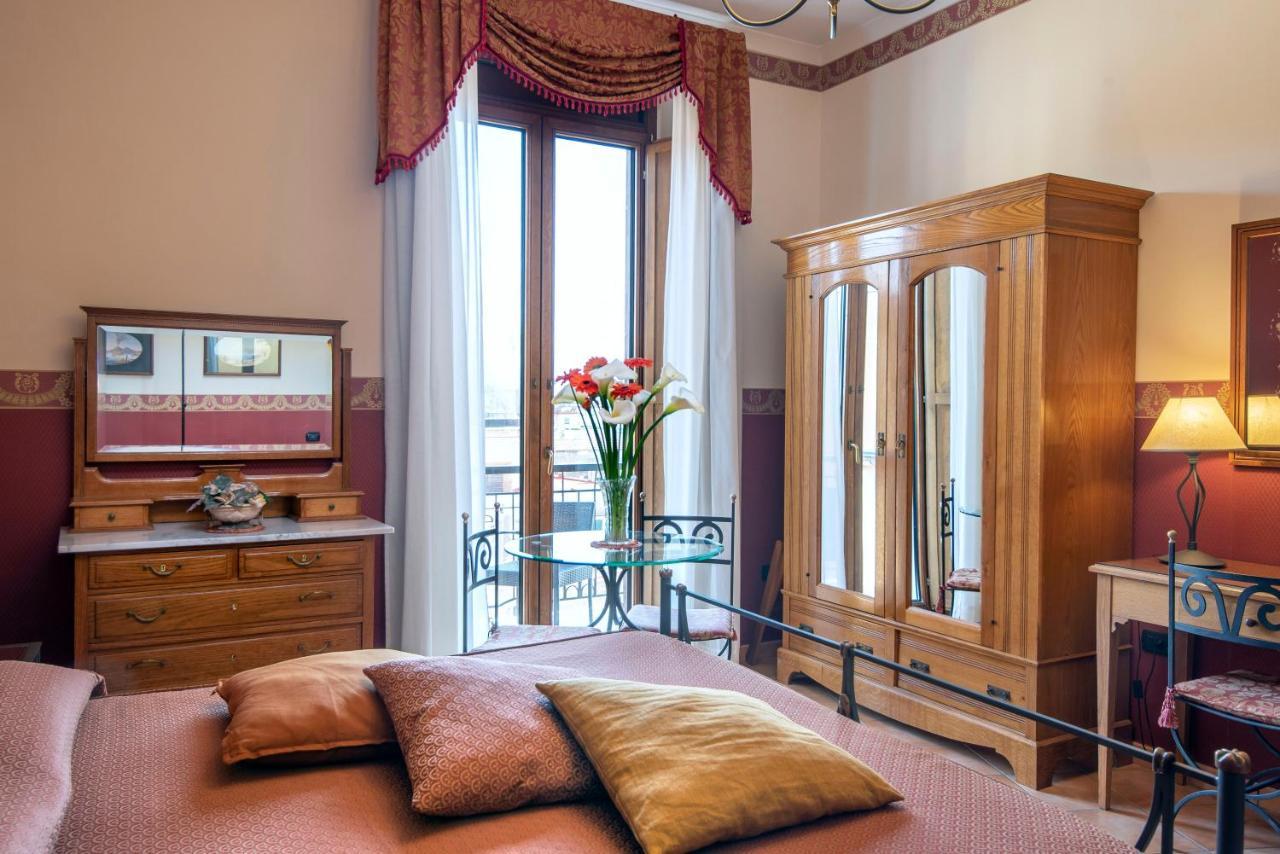 Pinto-Storey Hotel Napoli Eksteriør bilde