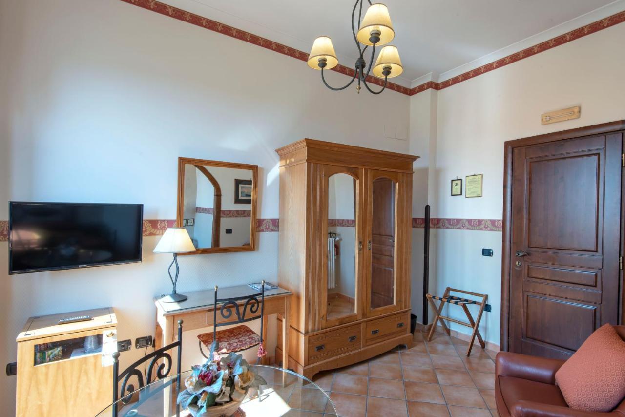 Pinto-Storey Hotel Napoli Eksteriør bilde