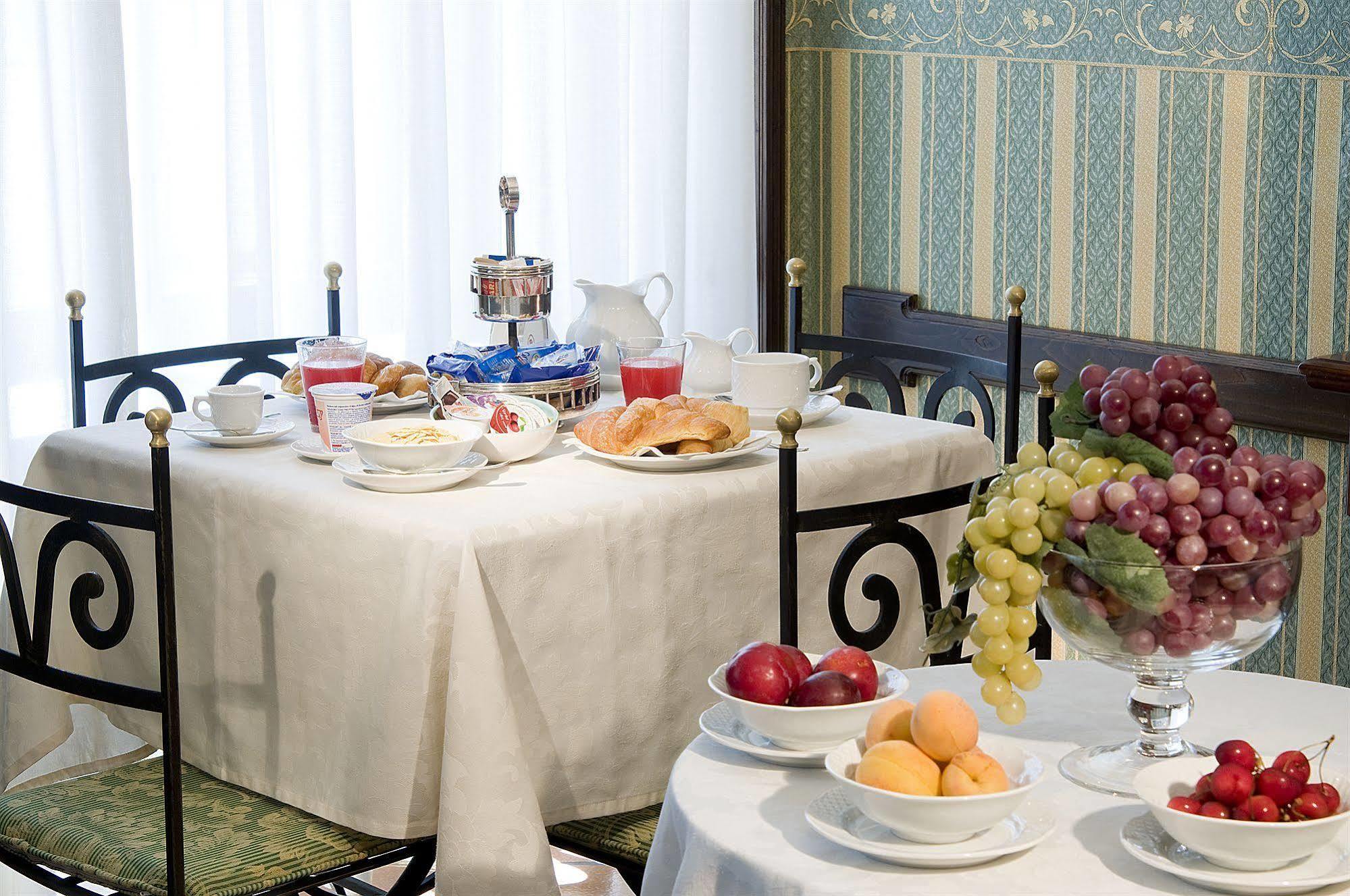 Pinto-Storey Hotel Napoli Eksteriør bilde