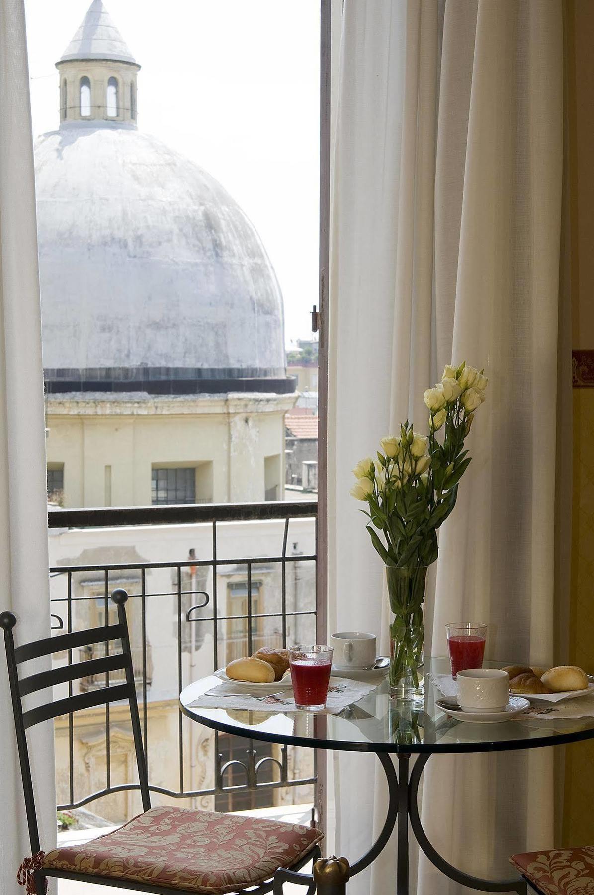Pinto-Storey Hotel Napoli Eksteriør bilde