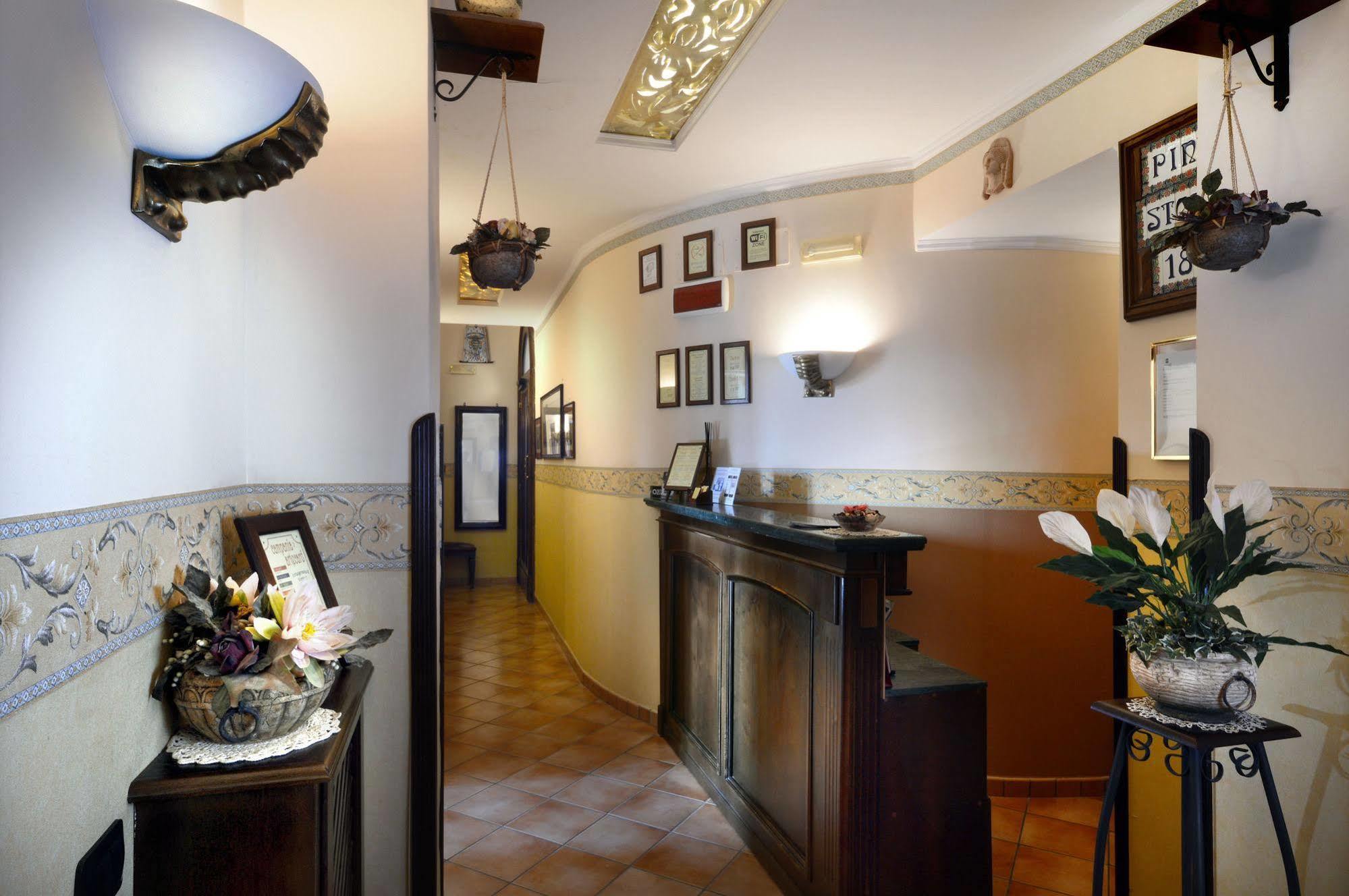 Pinto-Storey Hotel Napoli Eksteriør bilde